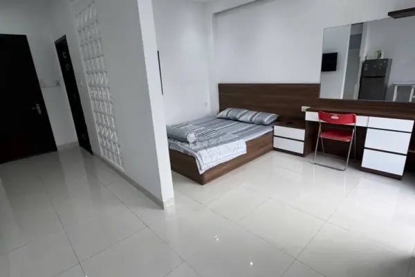 Studio 2