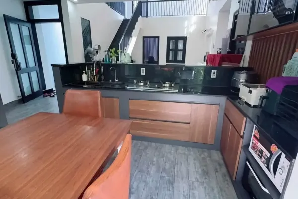 Дом, 4 спальни 5