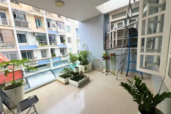 Дом, 4 спальни · 255 м²