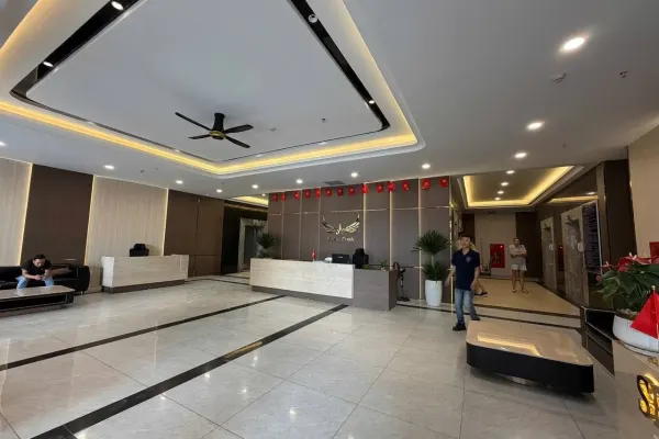 Квартира, 3 спальни · 165 м²