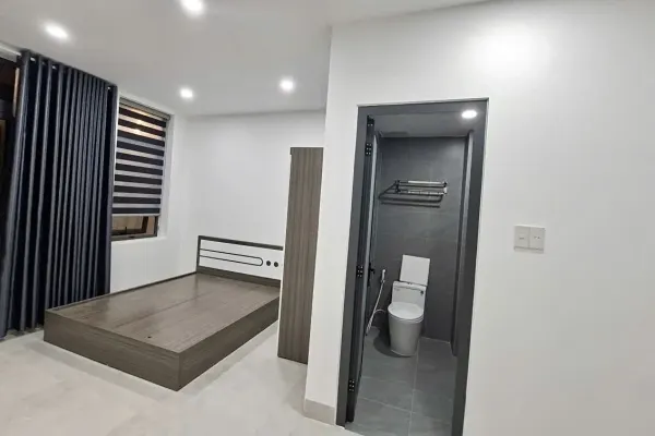 Дом, 6 спален · 350 м²