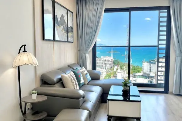 Квартира, 2 спальни · 80 м²