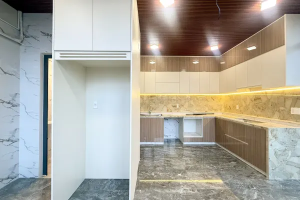 Дом, 4 спальни · 400 м² 4