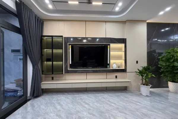 Дом, 3 спальни · 270 м² 2