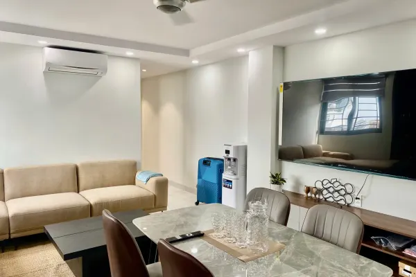 Квартира, 2 спальни · 80 м² 4