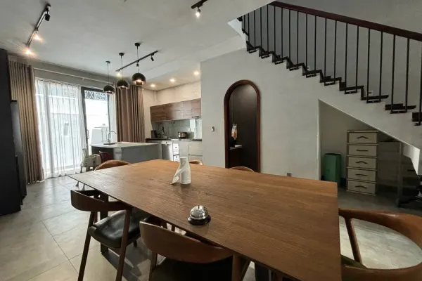 Townhouse, 4 спальни, 100.00 м² 3