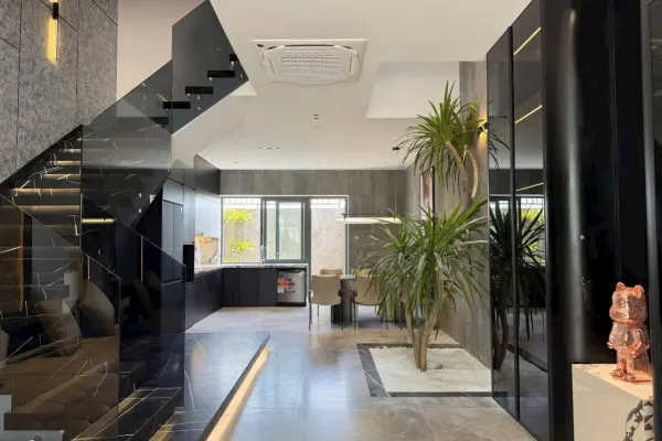 House, 3 спальни, 270.00 м² 2