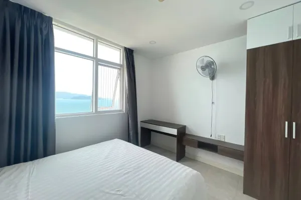 Квартира, 2 спальни · 78 м² 5