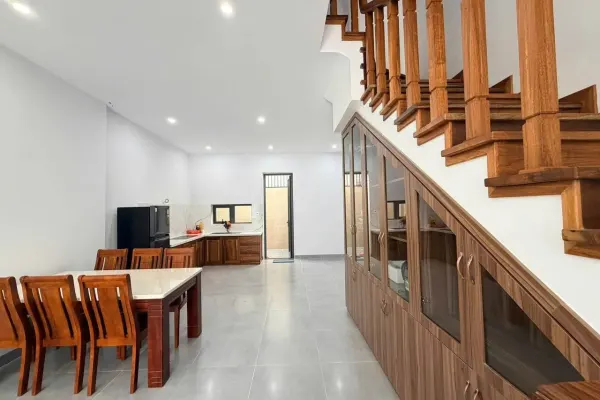 House, 3 спальни, 270.00 м² 2