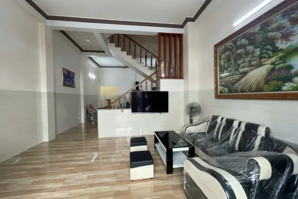 House, 4 спальни