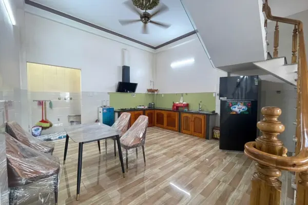 House, 4 спальни 5
