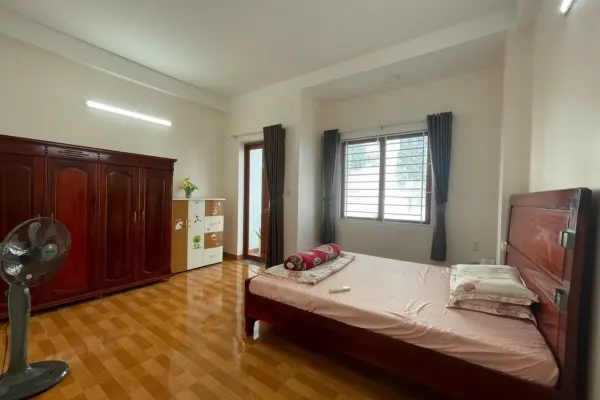 House, 4 спальни 6
