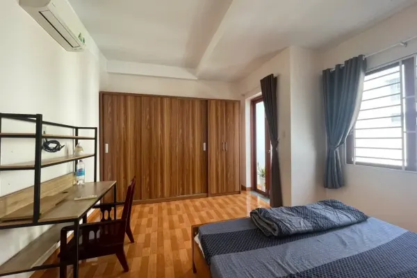 House, 4 спальни 8