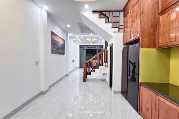 House, 4 спальни, 200.00 м² 3