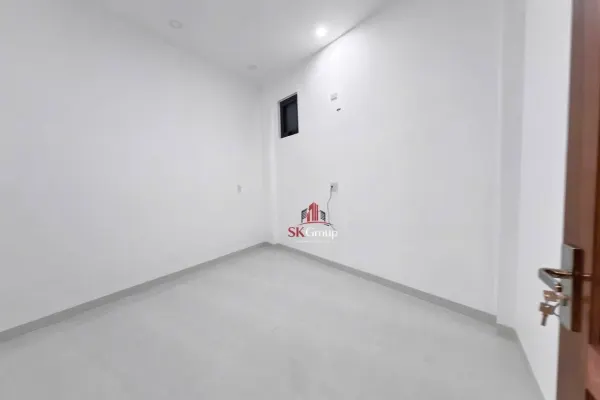 House, 4 спальни, 200.00 м² 4