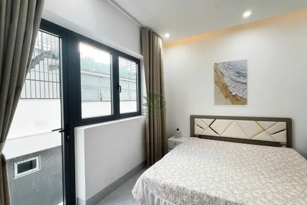 House, 3 спальни, 300.00 м² 6