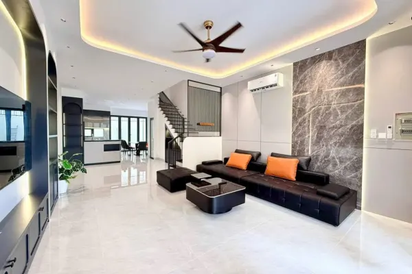 House, 3 спальни, 270.00 м² 2