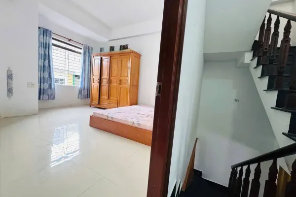 House, 2 спальни 4