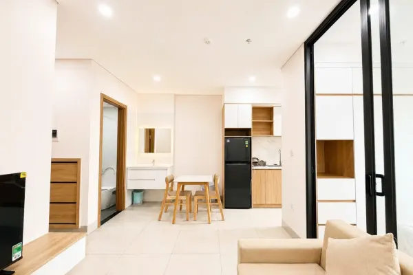 Apartment 5