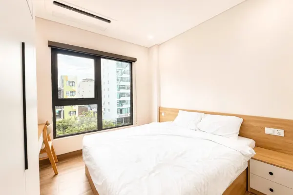 Apartment 10