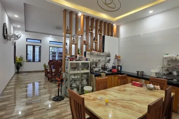 House, 3 спальни, 160.00 м²