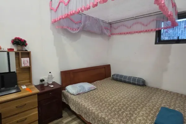 House, 3 спальни, 160.00 м² 5