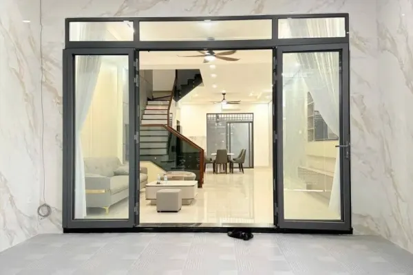Villa, 3 спальни, 270.00 м² 2
