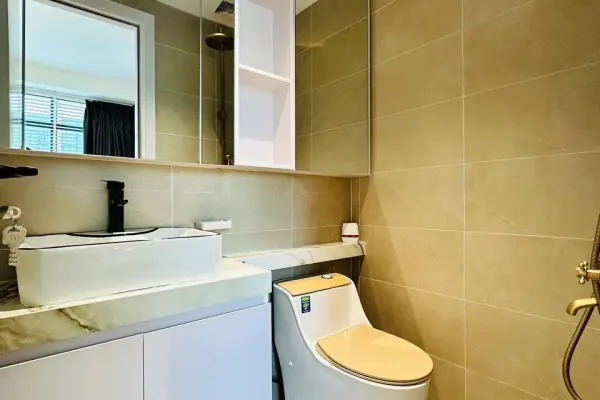 Квартира, 2 спальни · 65 м² 4