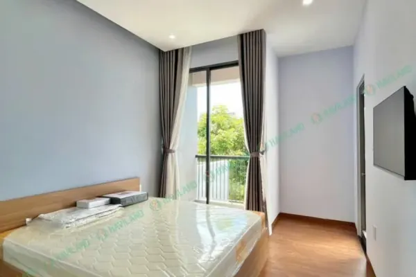 Apartment 5