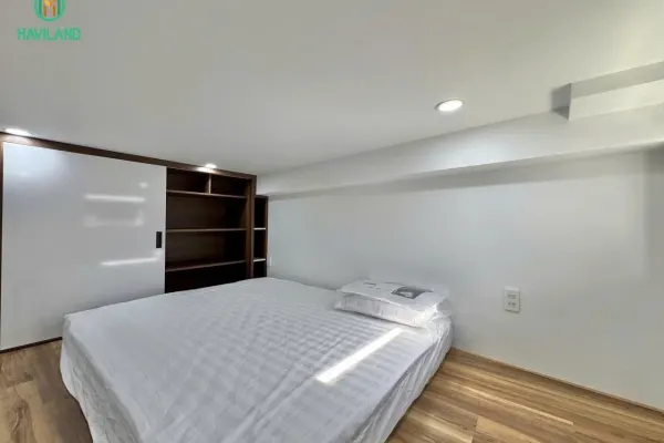 Apartment 4