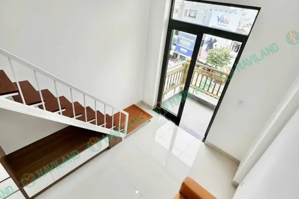 Apartment 5