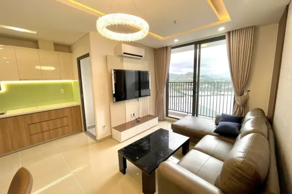 Квартира, 2 спальни · 75 м²