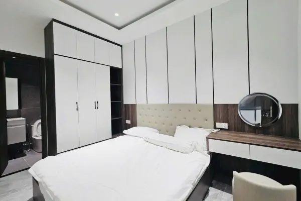 Дом, 2 спальни · 250 м² 5