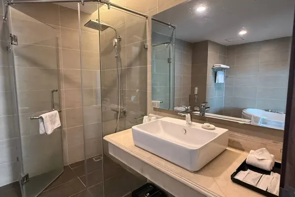 Студия, 1 спальня · 70 м² 10