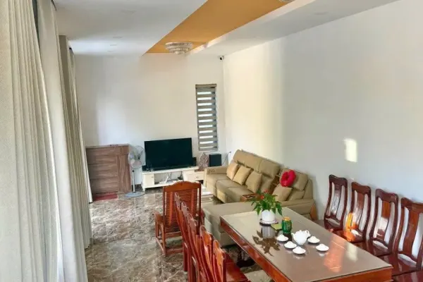 Вилла, 4 спальни · 370 м² 6