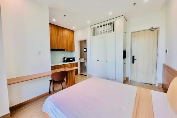 Apartment 6