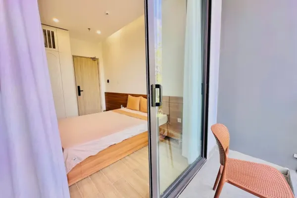 Apartment 8