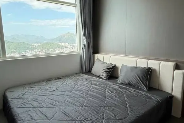 Apartment 4