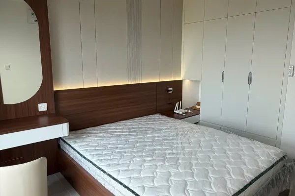 Квартира, 2 спальни · 70 м² 5