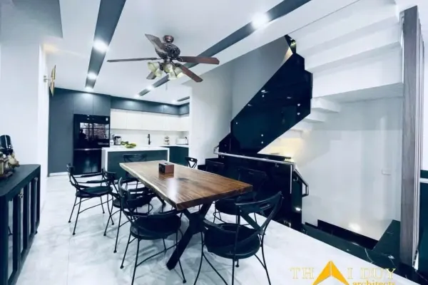 House, 4 спальни 3