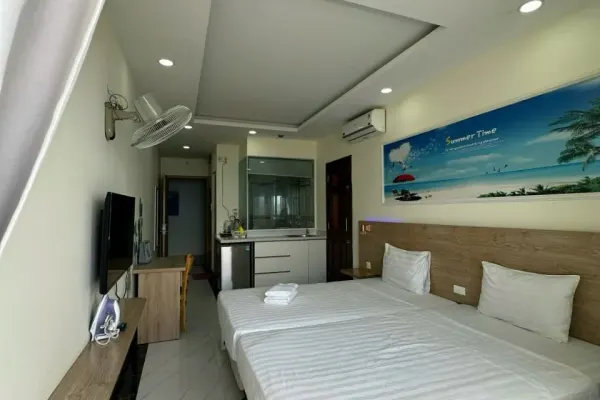 Studio 6