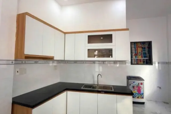 House, 4 спальни, 180.00 м² 2