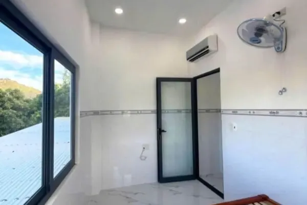 House, 4 спальни, 180.00 м² 4