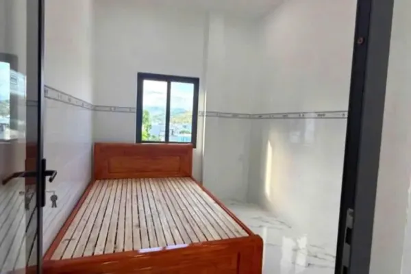 House, 4 спальни, 180.00 м² 5