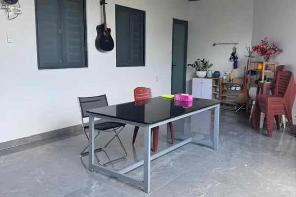 Дом, 3 спальни · 150 м²