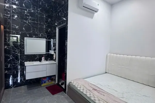 Дом, 3 спальни · 150 м² 5