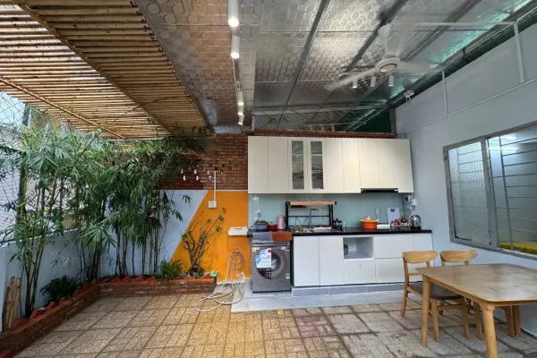 Дом, 2 спальни · 90 м²