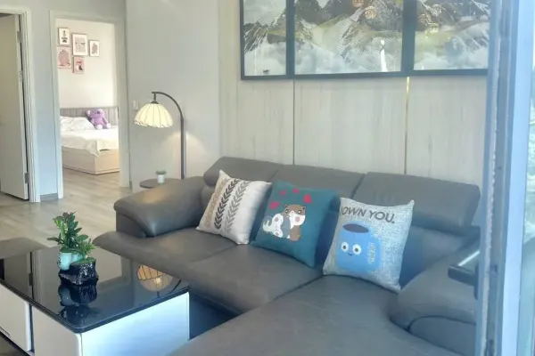 Квартира, 2 спальни · 75 м² 4