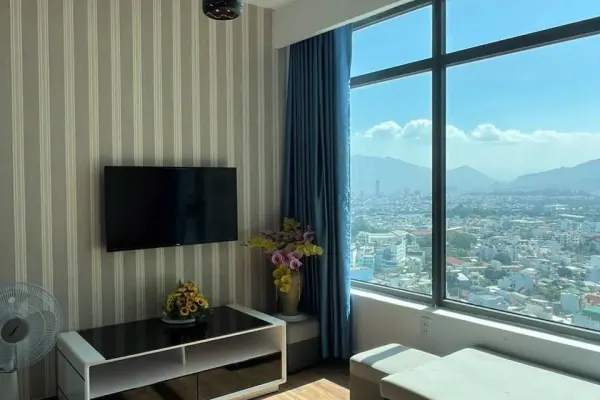 Квартира, 2 спальни · 65 м² 2