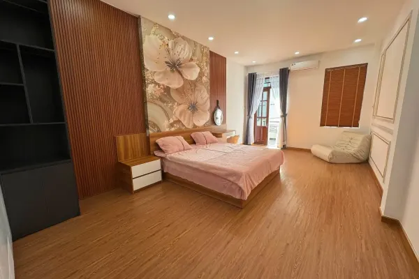 Дом, 3 спальни · 180 м² 6